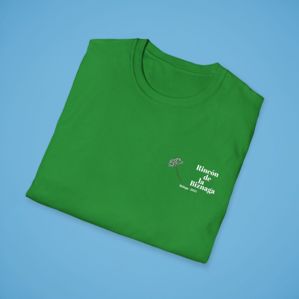 Camiseta básica Rincón de la Biznaga – Algodón ético, logo blanco
