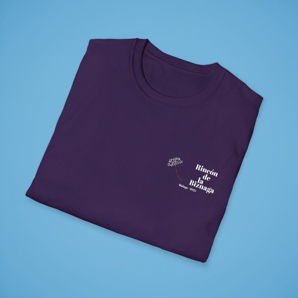 Camiseta básica Rincón de la Biznaga – Algodón ético, logo blanco