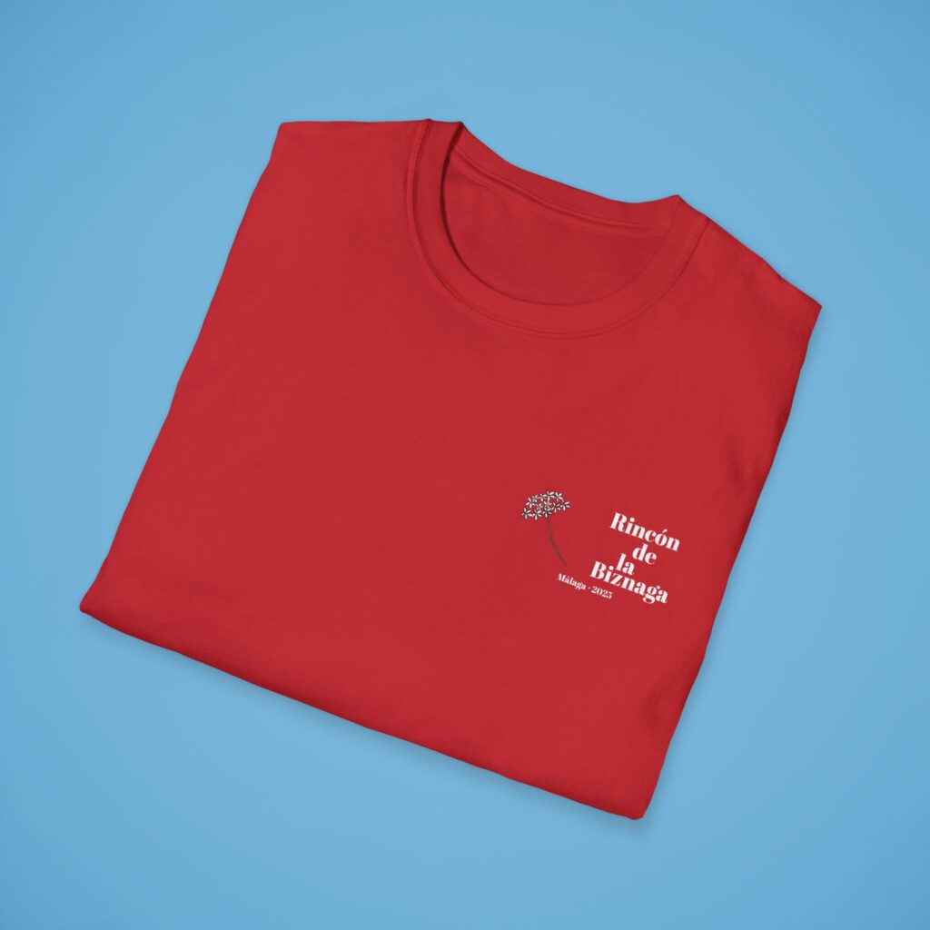 Camiseta básica Rincón de la Biznaga – Algodón ético, logo blanco