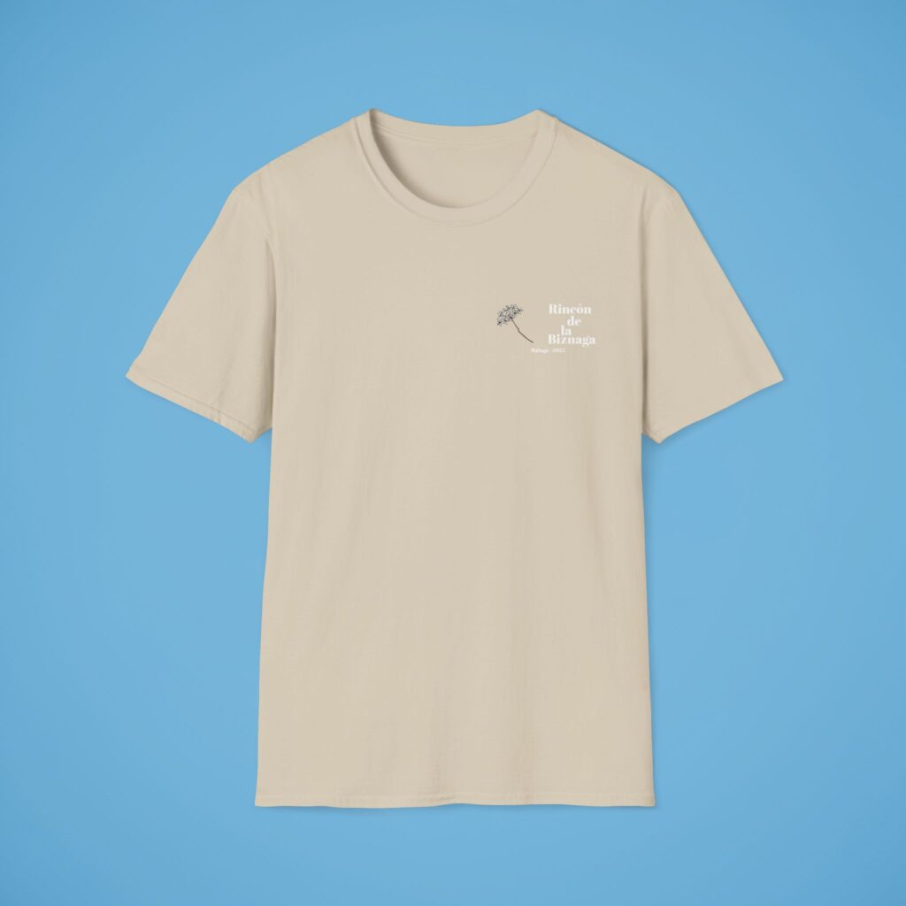 Camiseta básica Rincón de la Biznaga – Algodón ético, logo blanco