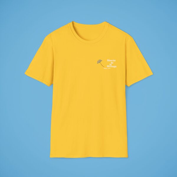 Camiseta básica Rincón de la Biznaga – Algodón ético, logo blanco