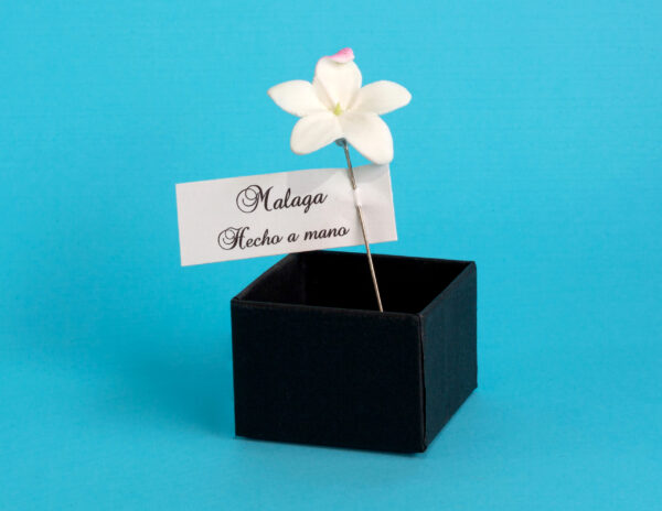 Alfiler de jazmín – Hecho a mano en Málaga