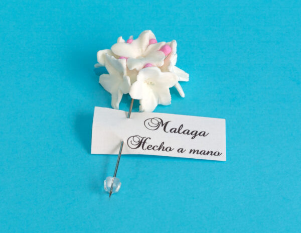 Alfiler biznaga de porcelana – Hecho a mano en Málaga