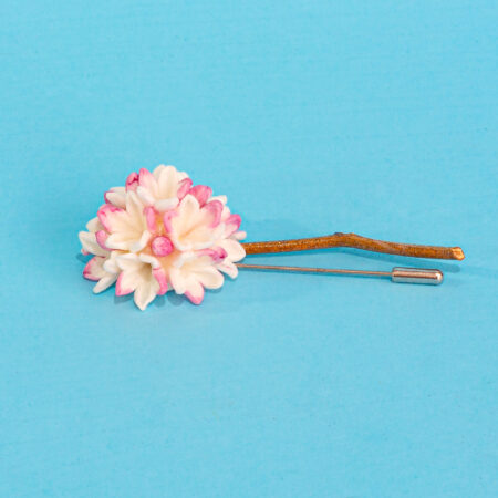 Alfiler biznaga con palo – Porcelana fría, hecho a mano en Málaga